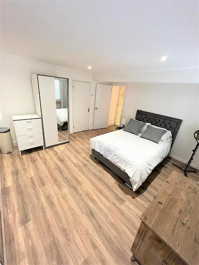 Goodge Street Apartments ロンドン エクステリア 写真